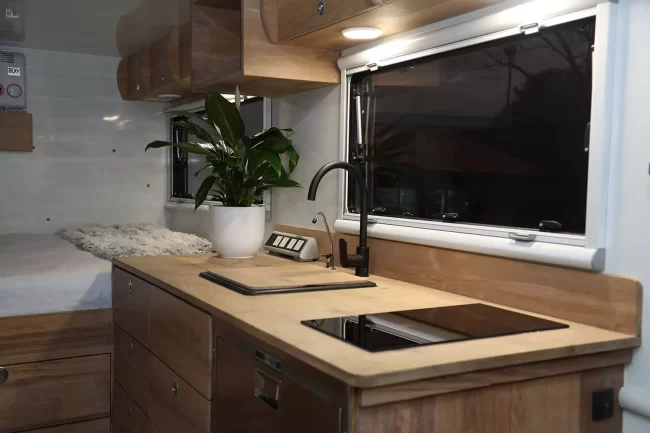 017a9818-64c3b11aa1700