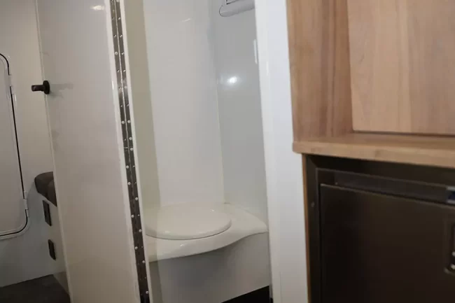 017a9844-64c3b122c6af4