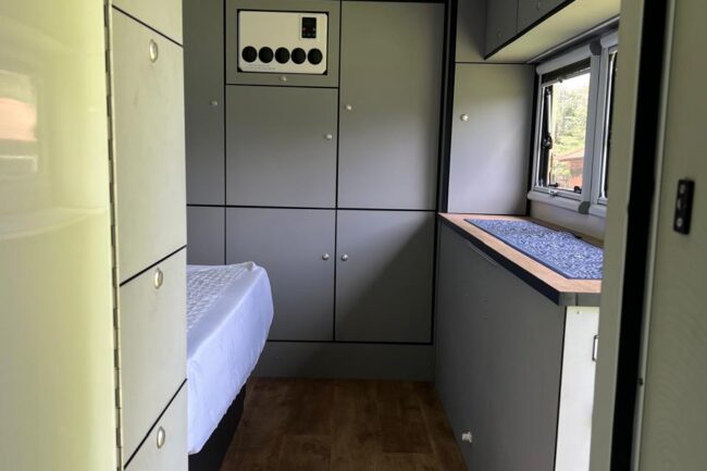 6821e921-9556-4033-ab1e-76ca1d416c4c